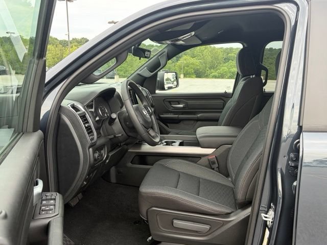 New 2026 RAM 1500 Express AWD/4WD image 14