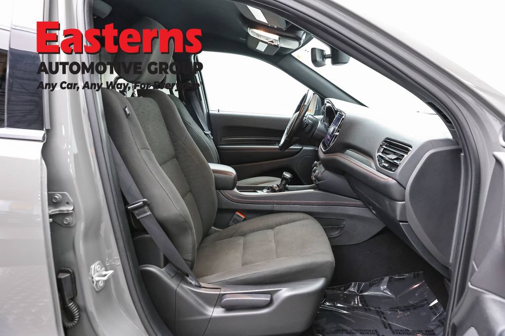 Used 2025 Dodge Durango GT RWD image 25