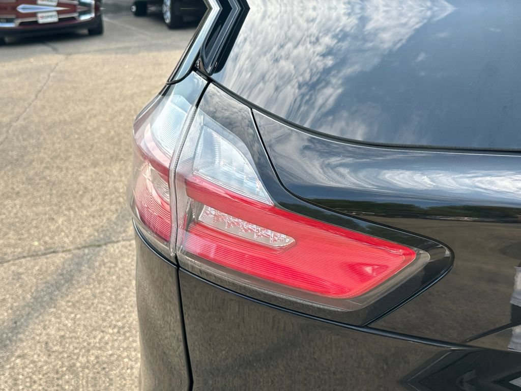 Used 2024 Ford Edge SEL AWD/4WD image 44