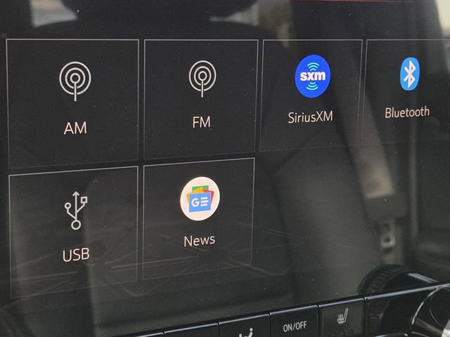 New 2026 GMC Canyon Elevation w/ Convenience Package image 5