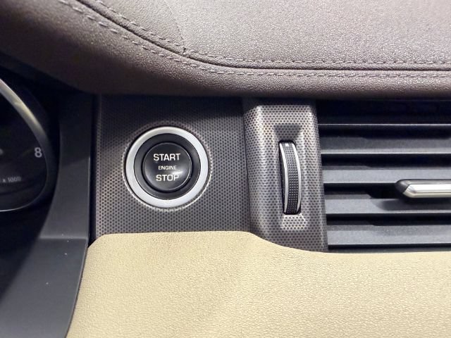 Used 2018 Land Rover Range Rover Evoque SE AWD/4WD image 41