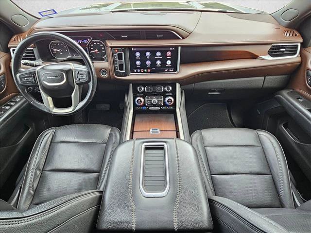 Used 2021 GMC Yukon Denali w/ Denali Premium Package AWD/4WD image 19