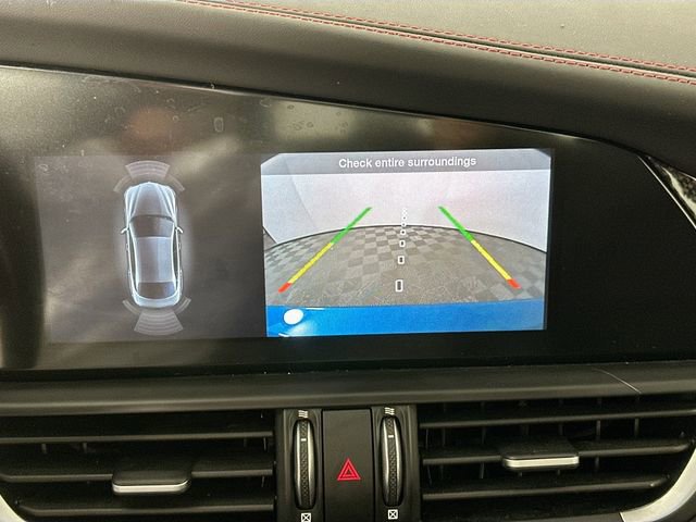 Used 2023 Alfa Romeo Giulia Estrema AWD/4WD image 15