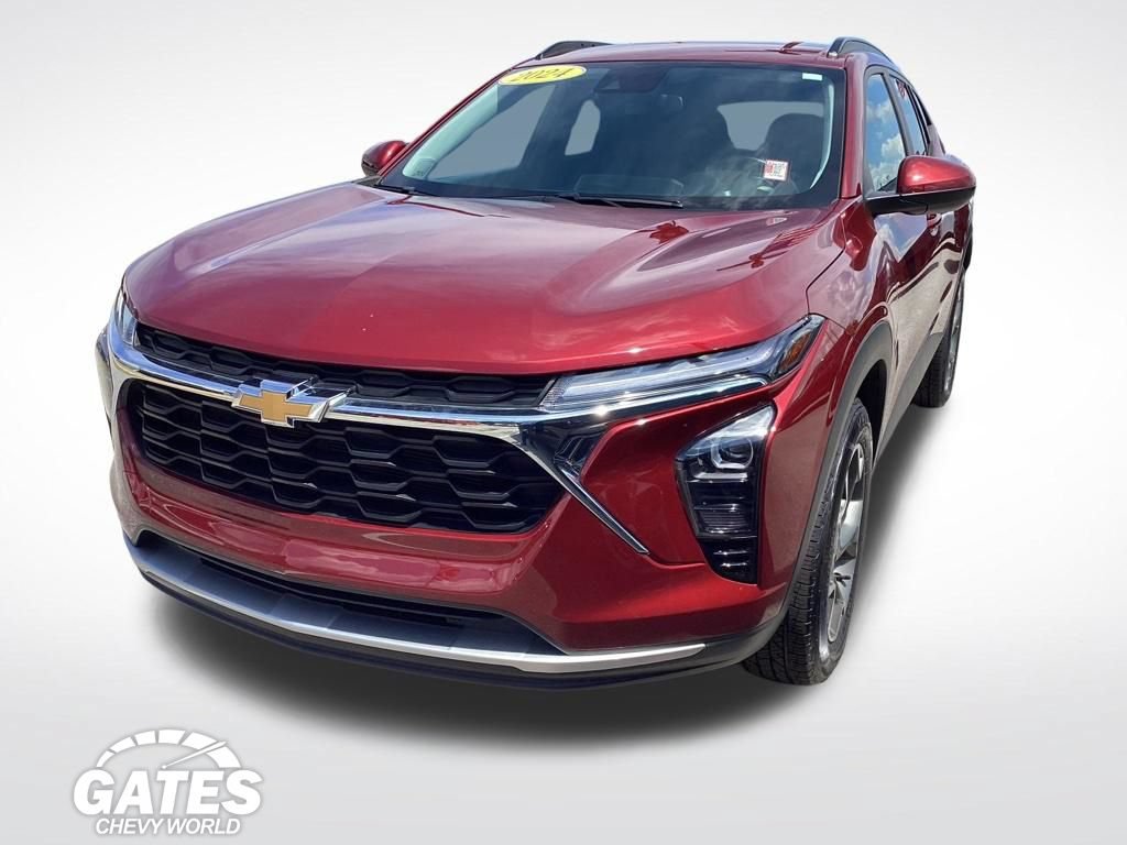 Used 2024 Chevrolet Trax LT w/ Driver Confidence Package FWD image 5