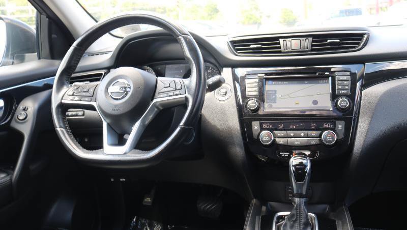 Used 2018 Nissan Rogue Sport SL w/ SL Premium Package AWD/4WD image 23