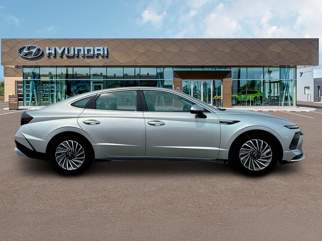 New 2025 Hyundai Sonata SEL image 9
