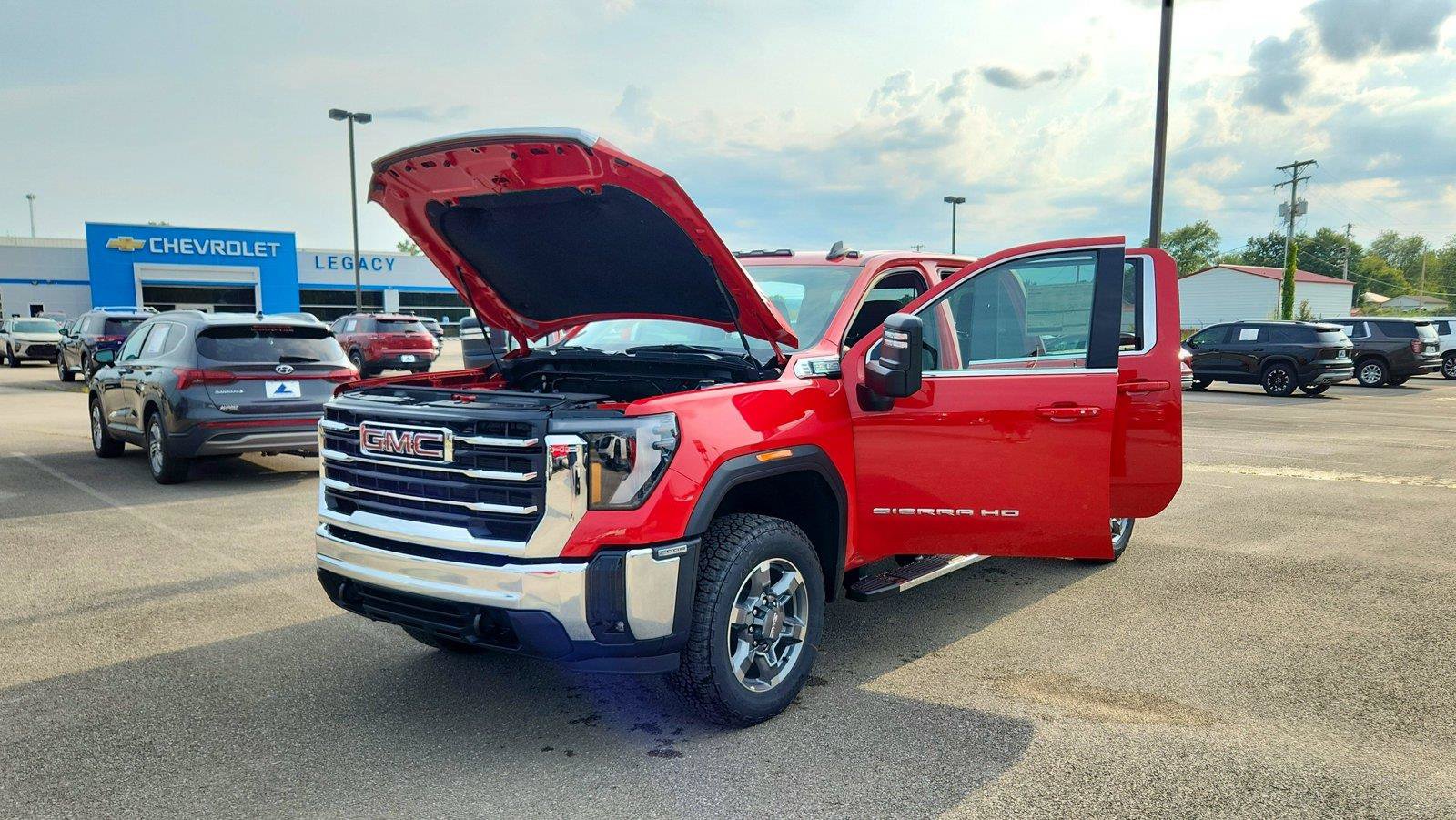 New 2026 GMC Sierra 2500 SLE w/ SLE Convenience Package AWD/4WD image 8