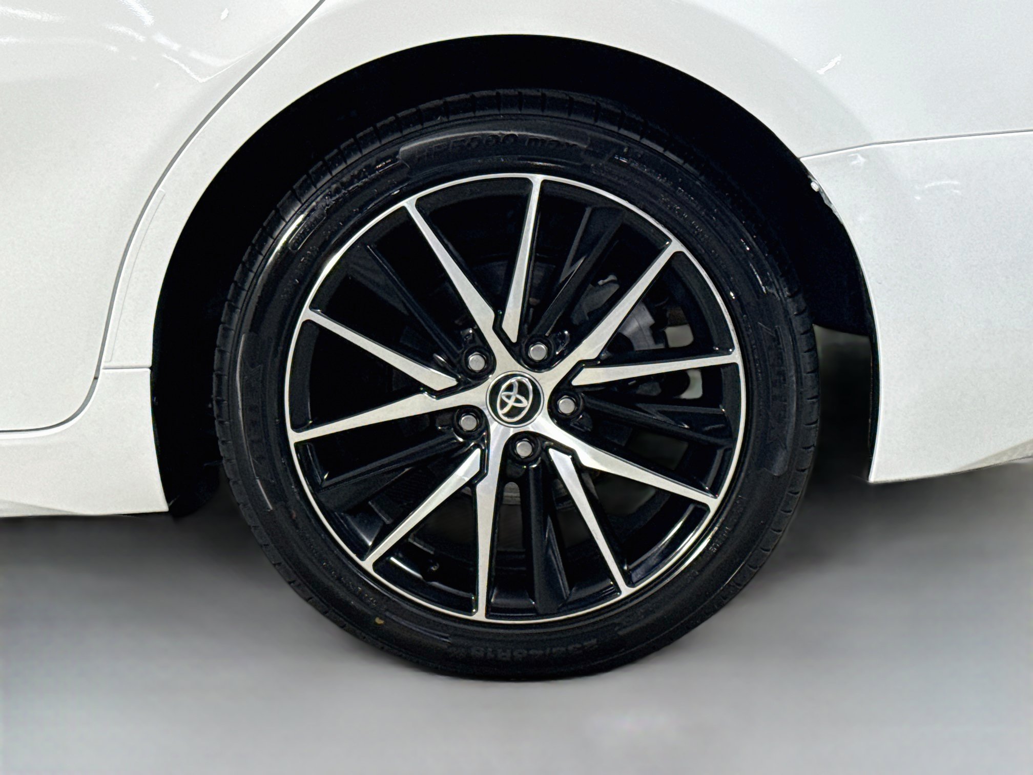 Used 2023 Toyota Camry SE FWD image 37
