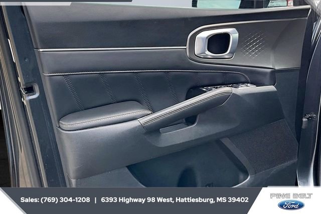 Used 2023 Kia Sorento SX image 17