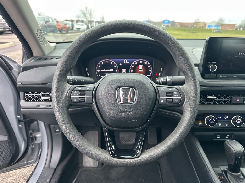 Used 2023 Honda Accord EX image 19