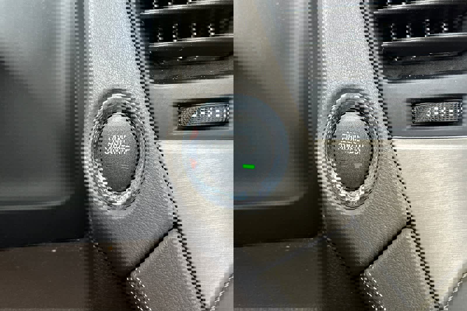 Used 2020 GMC Yukon Denali w/ Open Road Package image 25