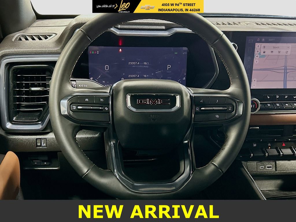 Used 2024 GMC Canyon AT4 w/ Canyon Safety Plus Package image 11