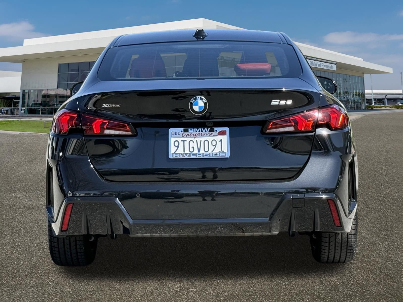 Used 2025 BMW 228i xDrive w/ Technology Package image 9