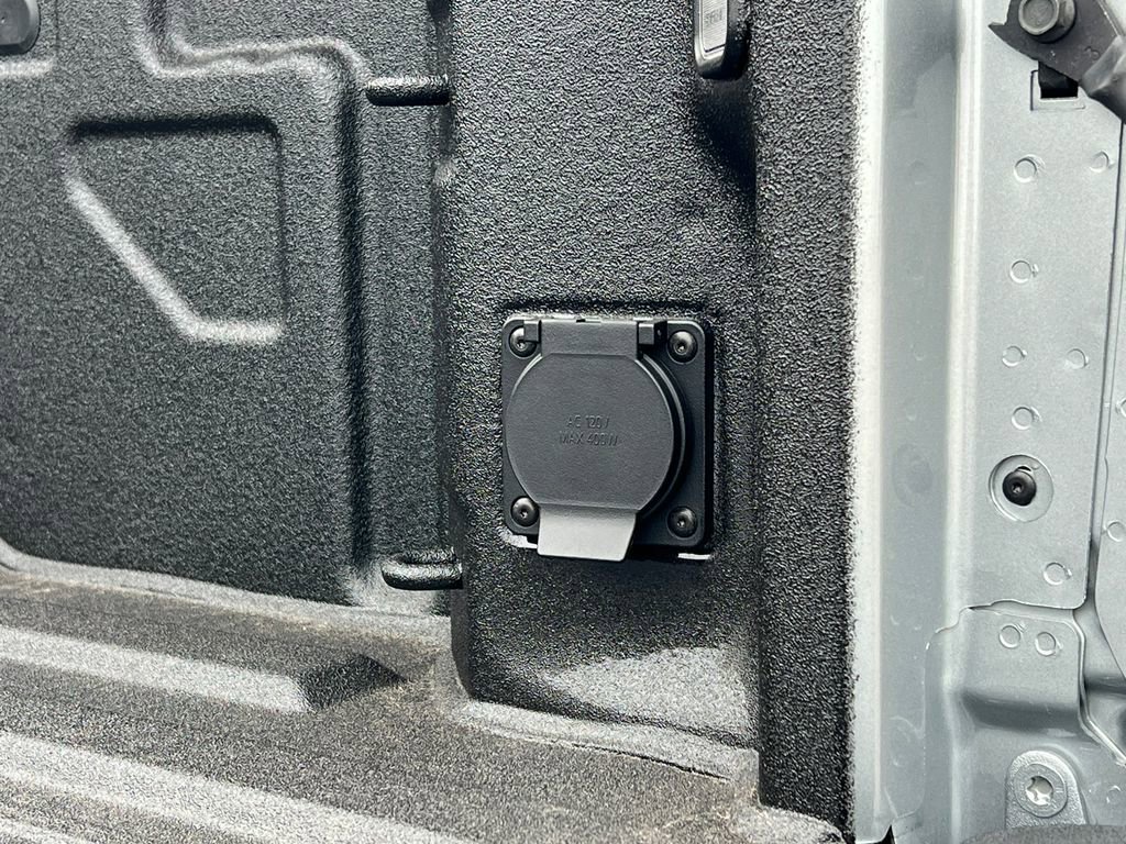 New 2026 GMC Sierra 2500 SLT w/ SLT Premium Package image 11