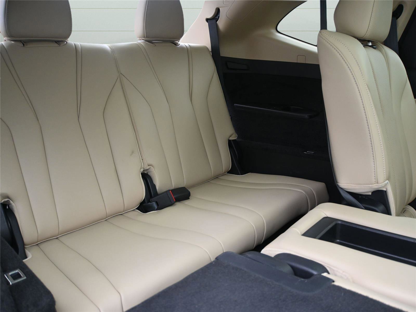 Certified 2024 Acura MDX SH-AWD w/ Technology Package image 21