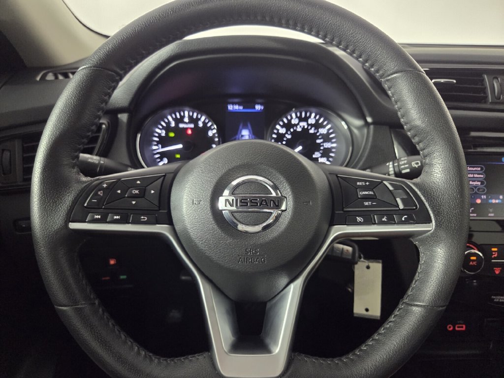 Used 2020 Nissan Rogue S w/ Special Edition Package FWD image 17