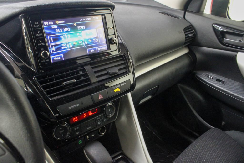 Used 2024 Mitsubishi Eclipse Cross ES image 17