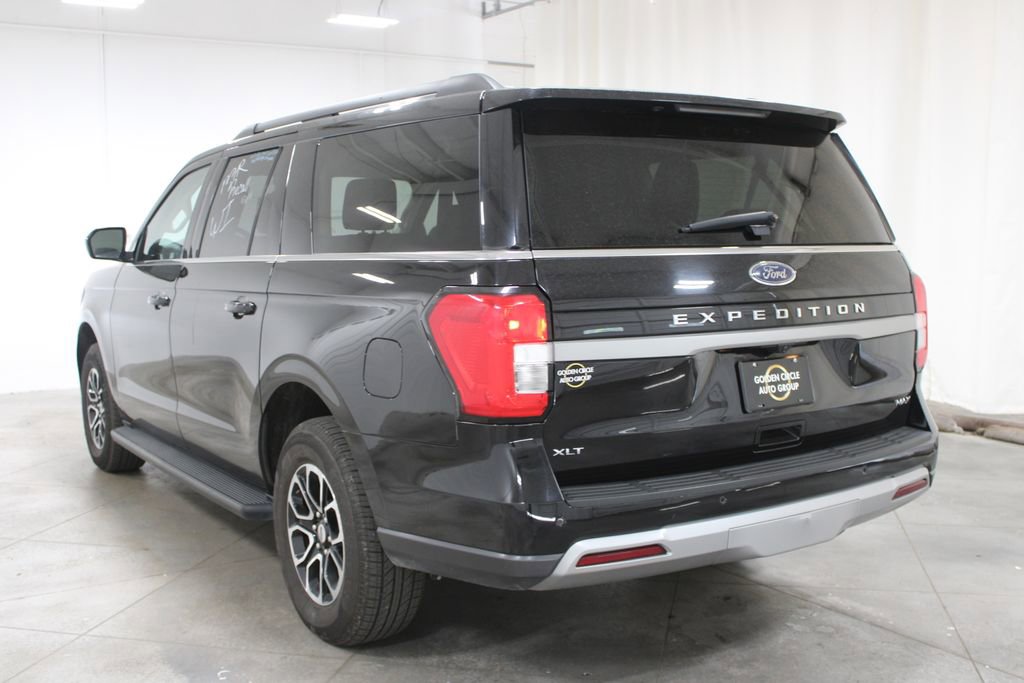 Used 2024 Ford Expedition Max XLT image 7