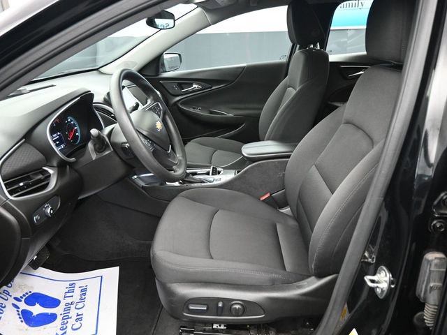 Used 2024 Chevrolet Malibu LT image 11
