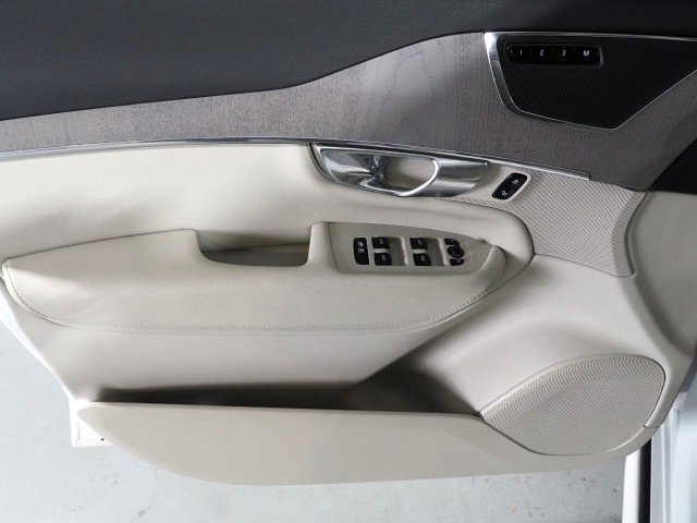 Used 2025 Volvo XC90 T8 Plus w/ Protection Package Premier image 55