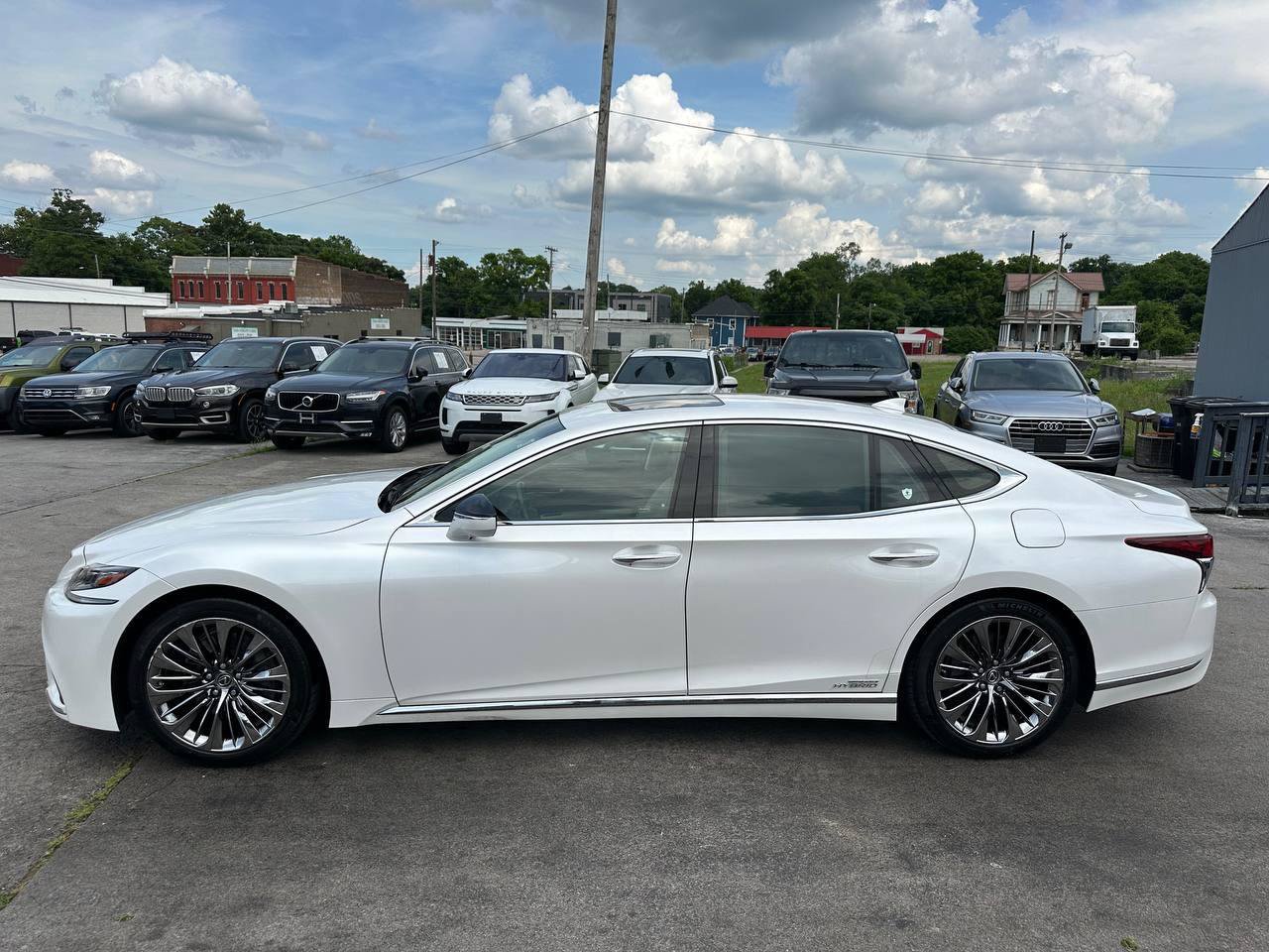 Used 2018 Lexus LS 500h AWD w/ Luxury Package image 7