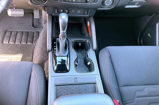 Certified 2025 Nissan Frontier PRO-4X w/ Pro Convenience Package image 13