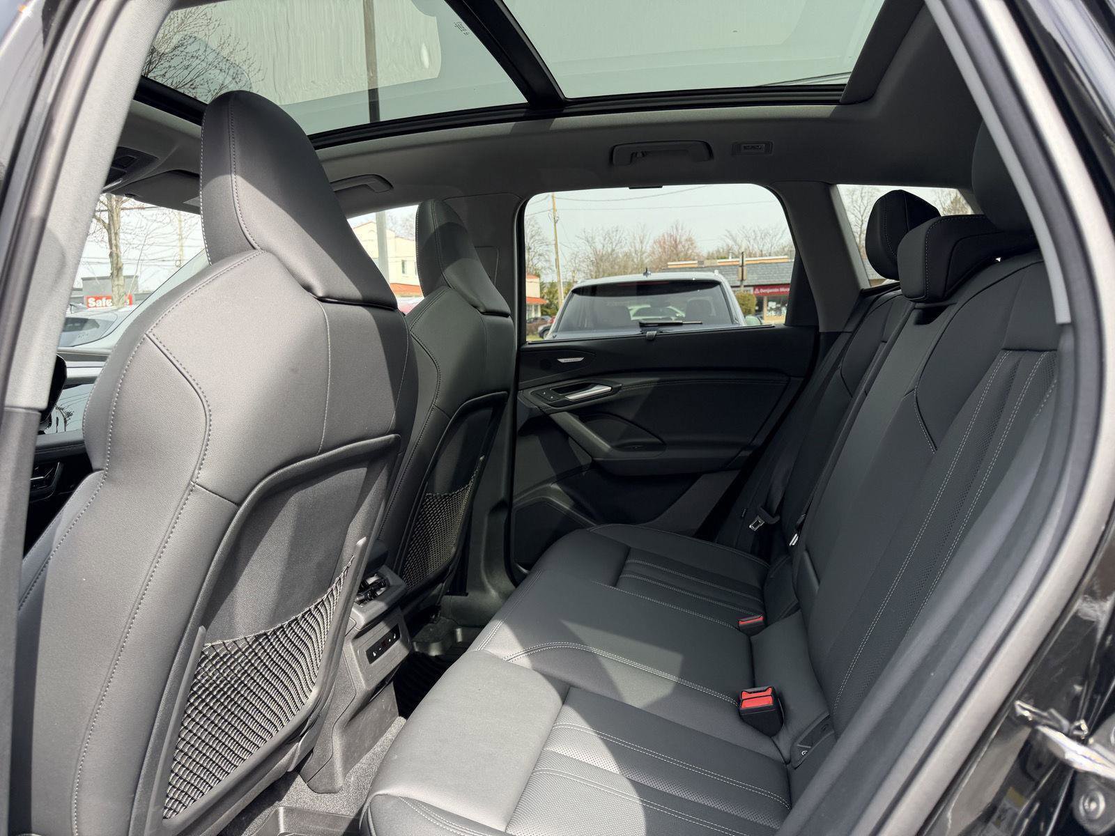 Used 2025 Audi Q6 e-tron Premium Plus w/ Premium Plus image 22