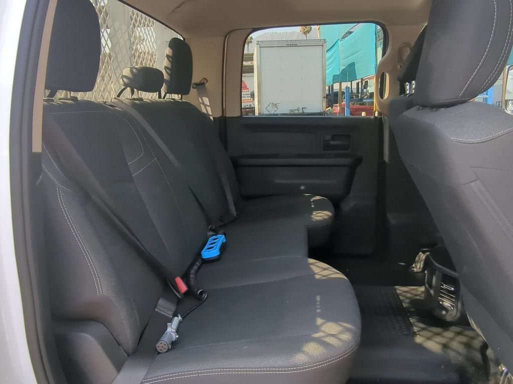 Used 2019 RAM 5500 Tradesman RWD image 27