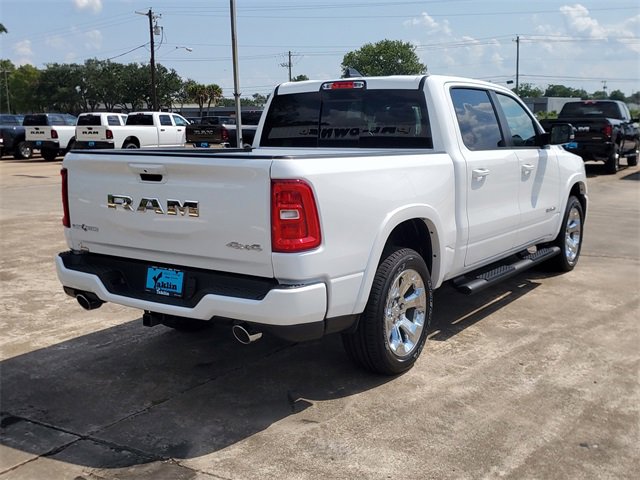 New 2026 RAM 1500 4x4 Crew Cab image 5