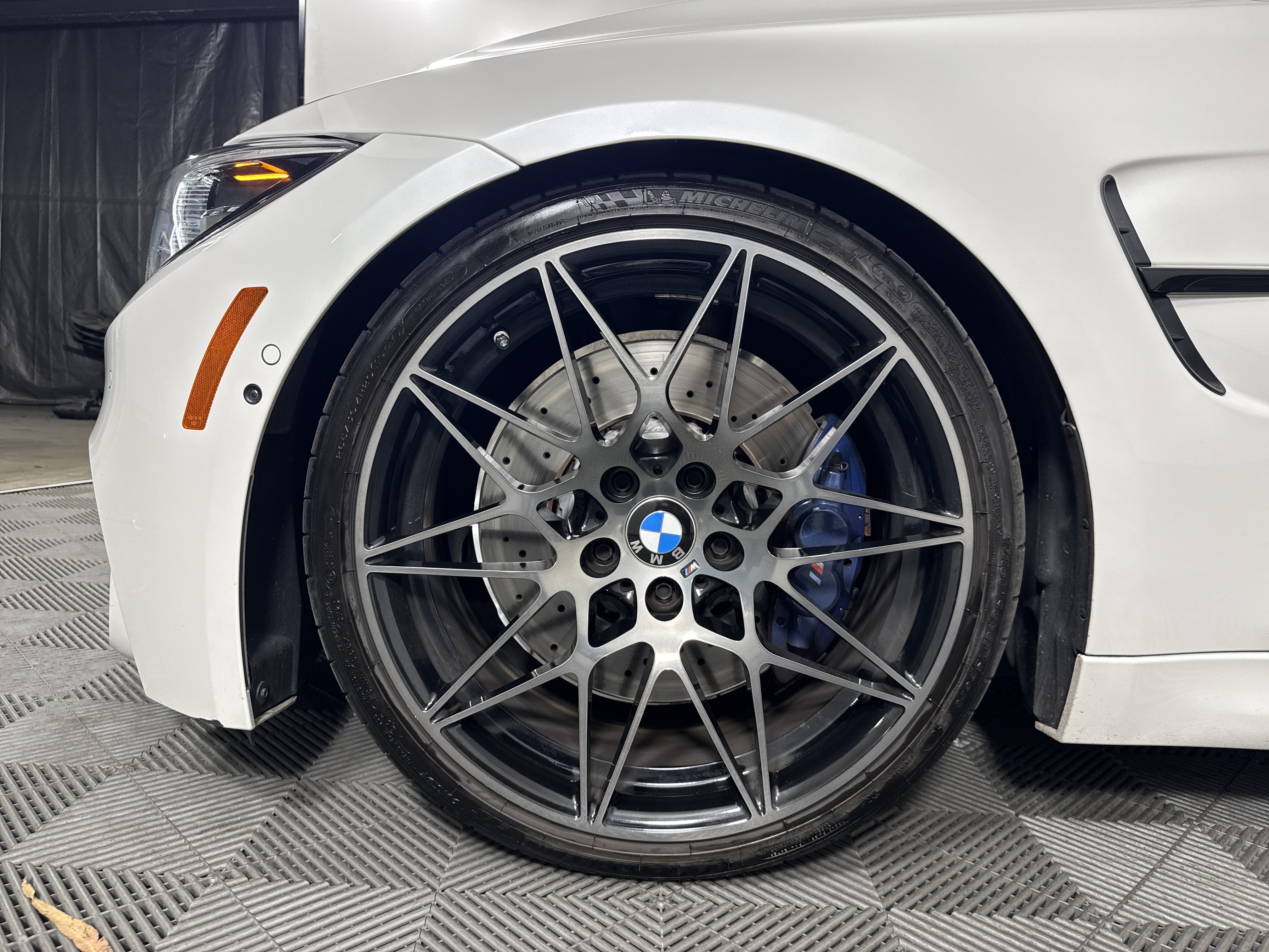 Used 2018 BMW M3 w/ Competition Package RWD image 16