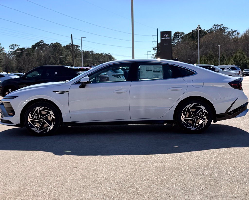 New 2026 Hyundai Sonata SEL FWD image 11