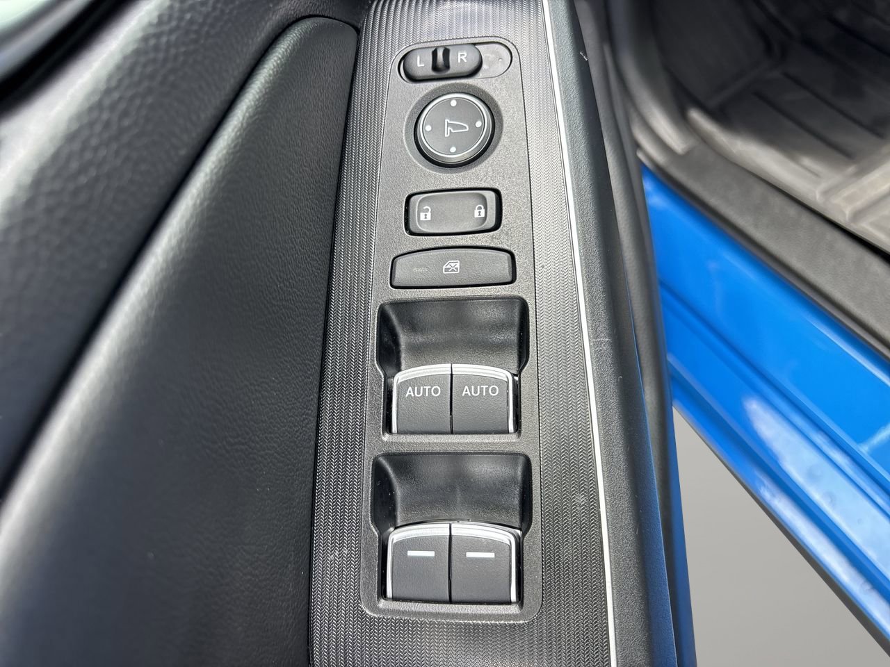 Used 2022 Honda Civic Sport Touring image 16