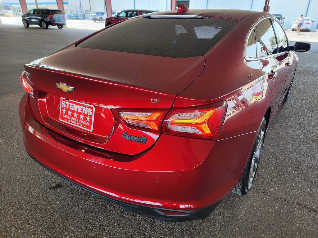 Used 2025 Chevrolet Malibu LT FWD image 8