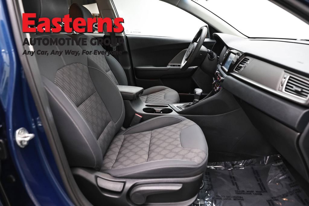 Used 2019 Kia Niro LX image 25