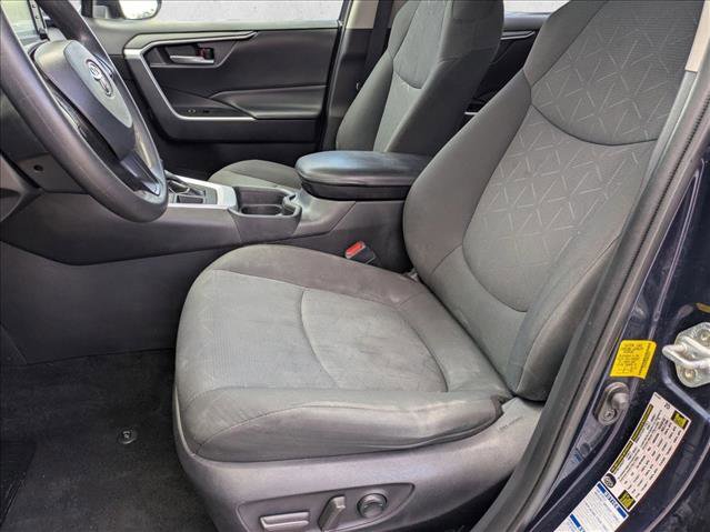 Used 2021 Toyota RAV4 XLE image 15