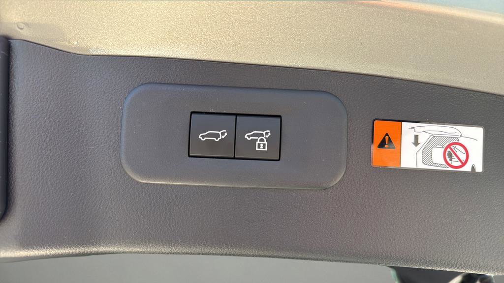 Certified 2025 Lexus NX 350 AWD w/ Accessory Package (2T) image 19