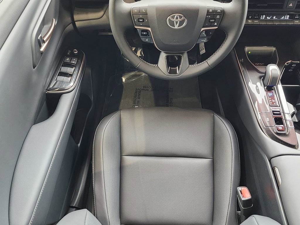 New 2026 Toyota Crown XLE image 7