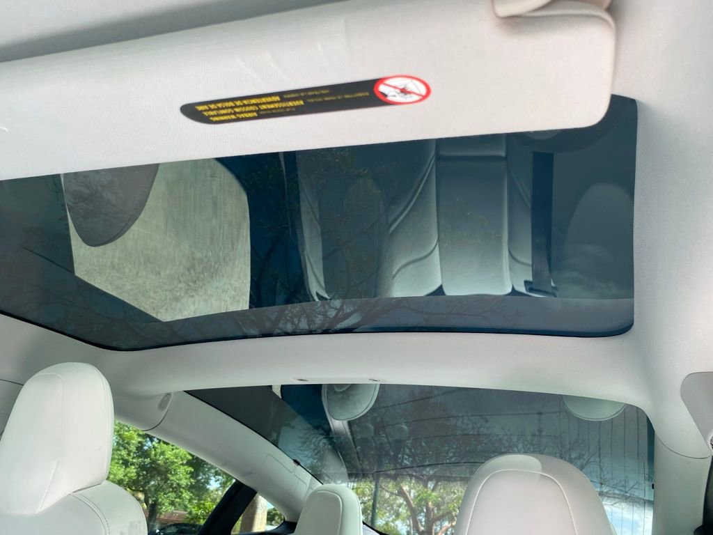 Used 2018 Tesla Model 3 Mid Range image 17