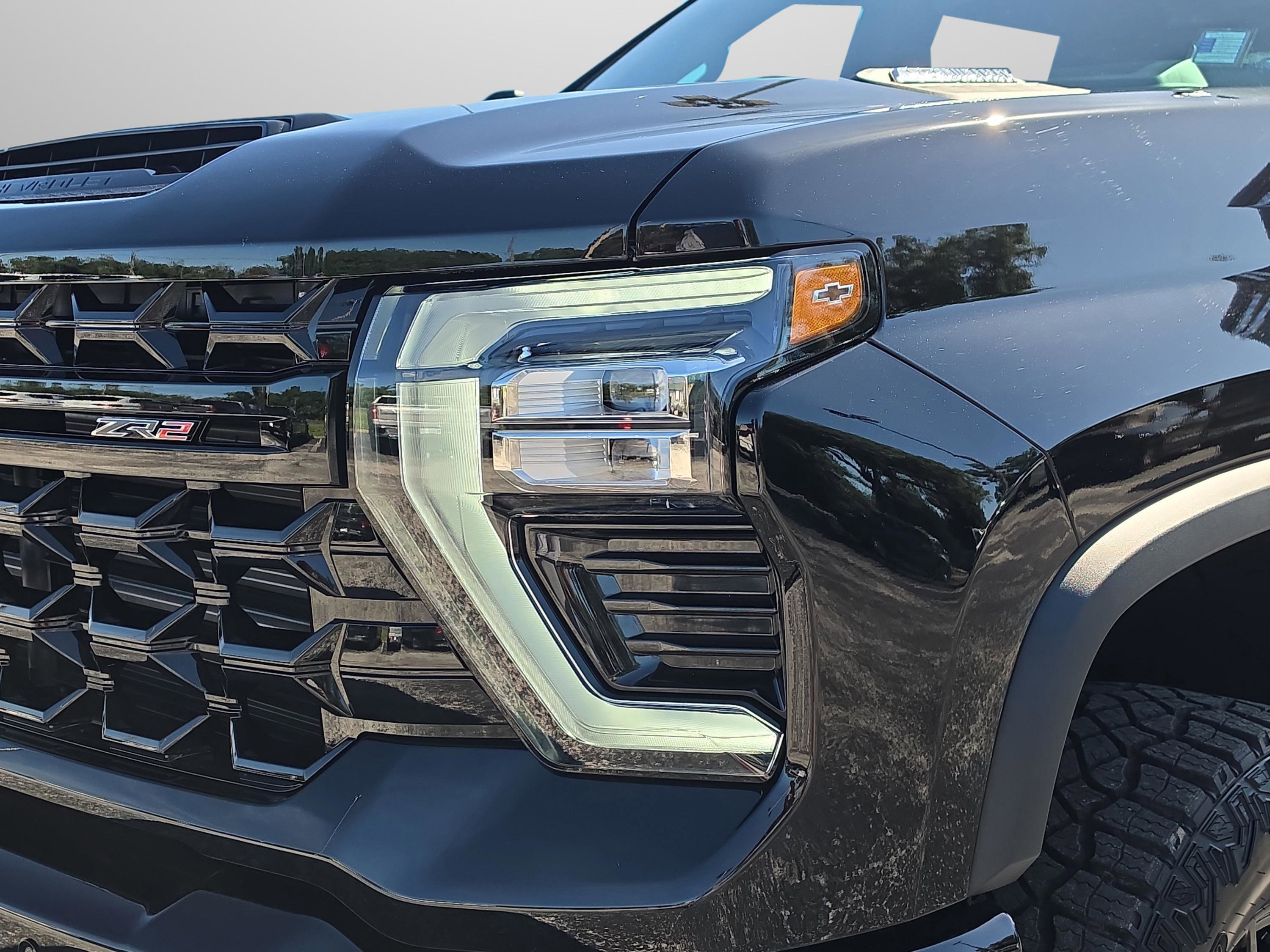 Used 2026 Chevrolet Silverado 2500 ZR2 AWD/4WD image 13