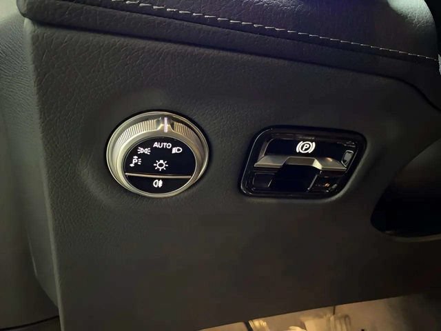 Used 2024 Mercedes-Benz EQS 450+ SUV w/ Exclusive Trim Package image 35