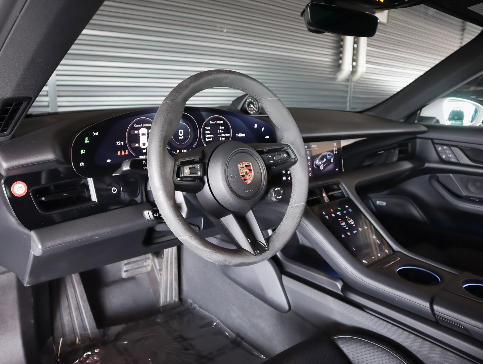 Used 2024 Porsche Taycan 4S image 4