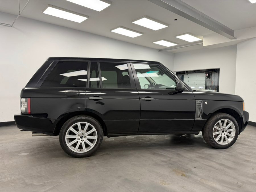 Used 2011 Land Rover Range Rover Supercharged AWD/4WD image 9