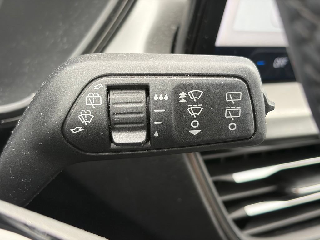 Used 2023 Ford Escape Active w/ Tech Pack #1 AWD/4WD image 28