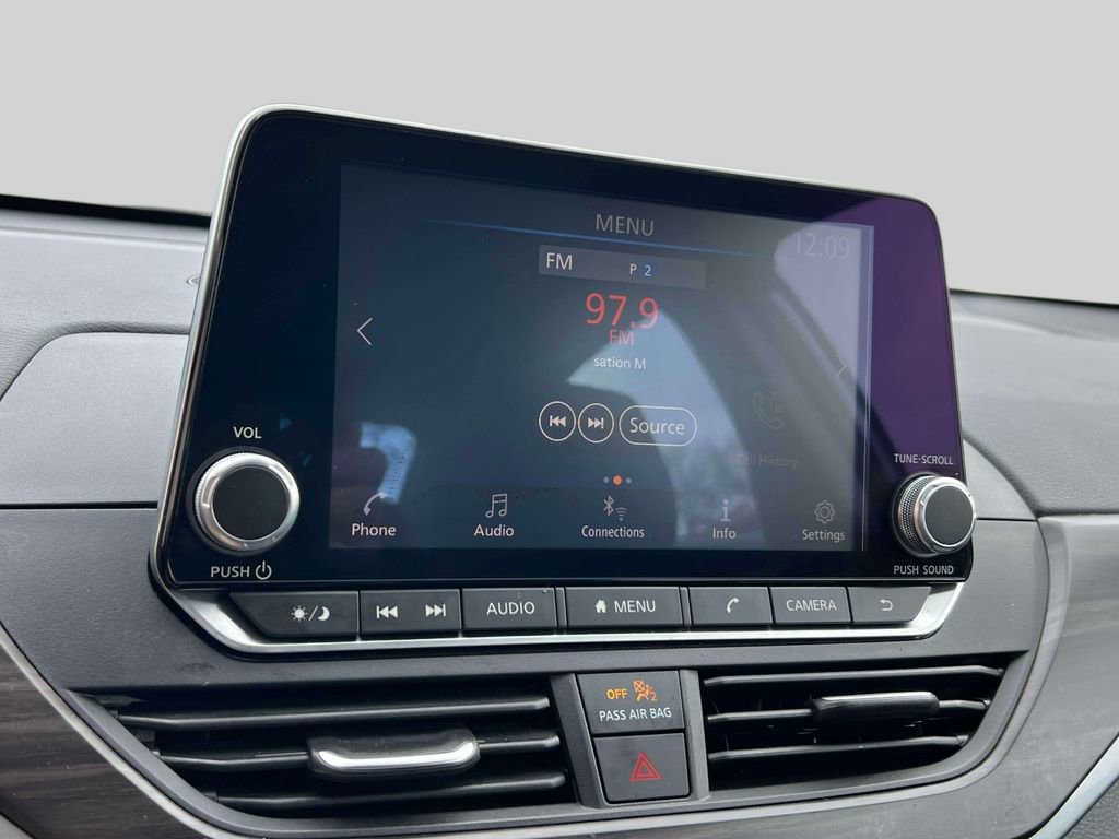 Used 2024 Nissan Altima 2.5 SV image 26