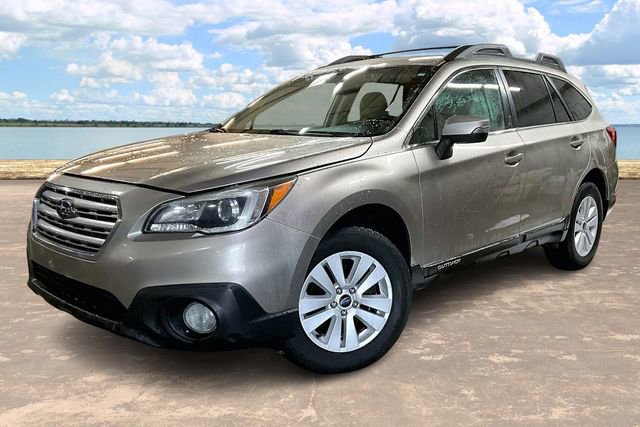 Used 2015 Subaru Outback 2.5i Premium image 3