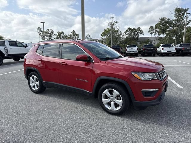 Used 2020 Jeep Compass Latitude FWD image 1