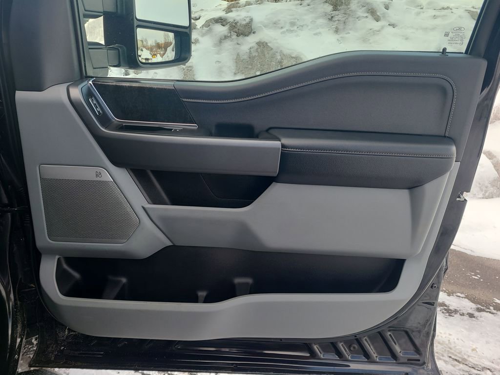 Used 2024 Ford F350 XLT w/ XLT Premium Package image 43