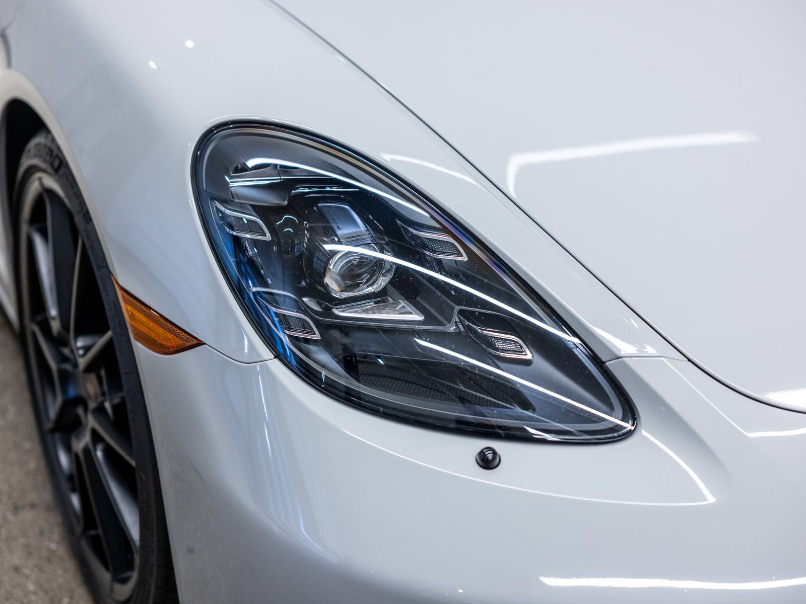 Certified 2025 Porsche 718 Boxster GTS RWD image 14