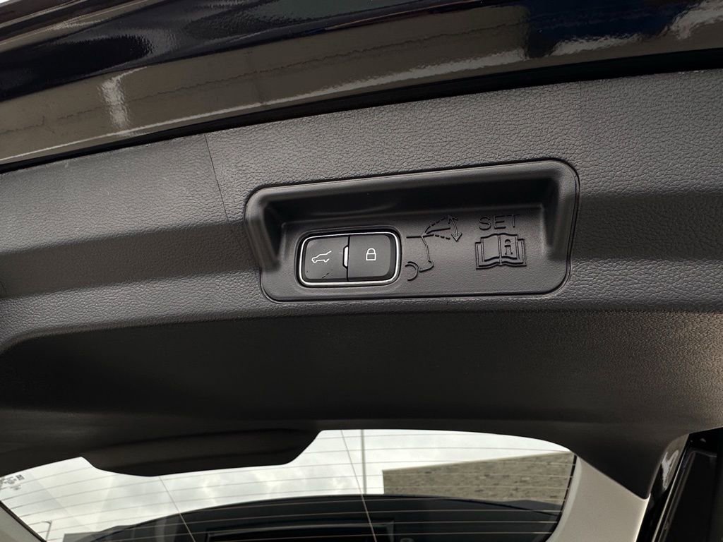 New 2026 Ford Explorer ST-Line w/ Premium Package image 32