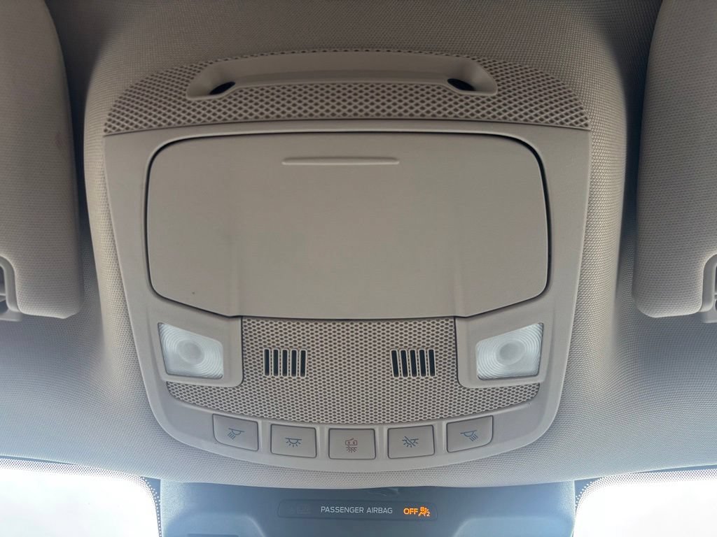 Used 2024 Ford Expedition XLT AWD/4WD image 36
